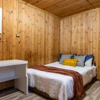 Коттедж (Двухкомнатный коттедж), База отдыха Усадьба Лебяжье