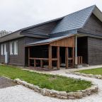 Дом (Семейный дом), База отдыха Усадьба Лебяжье