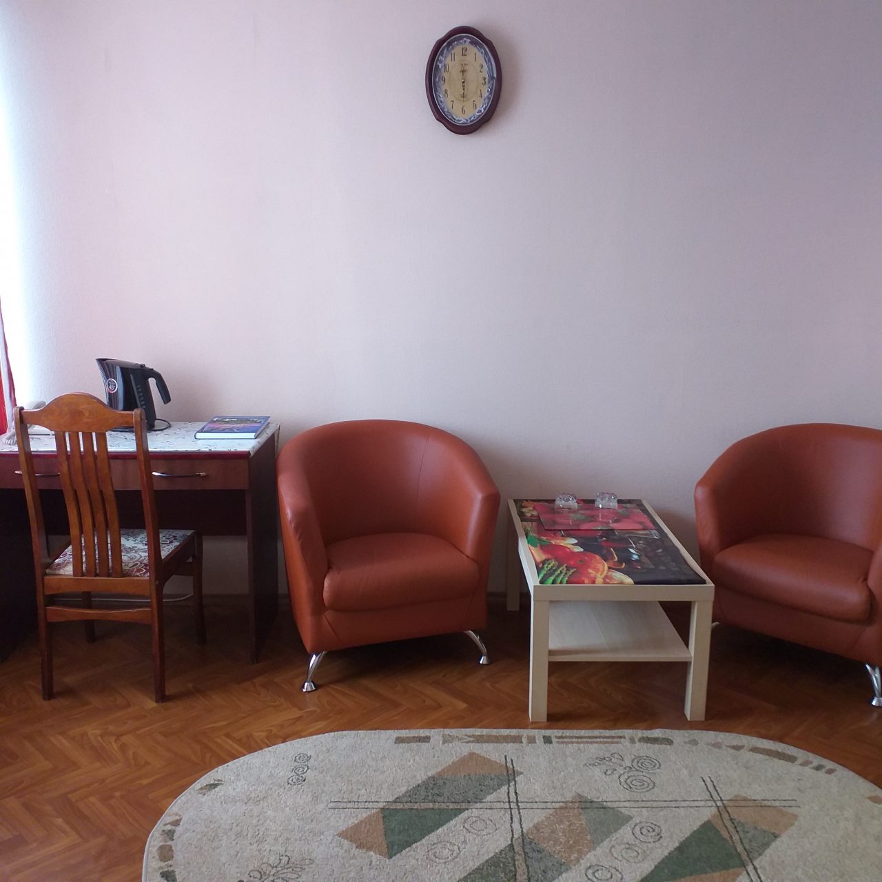 Люкс (Стандарт-Люкс 1 категории двухкомнатный двухместный 810), Гостиница Урал