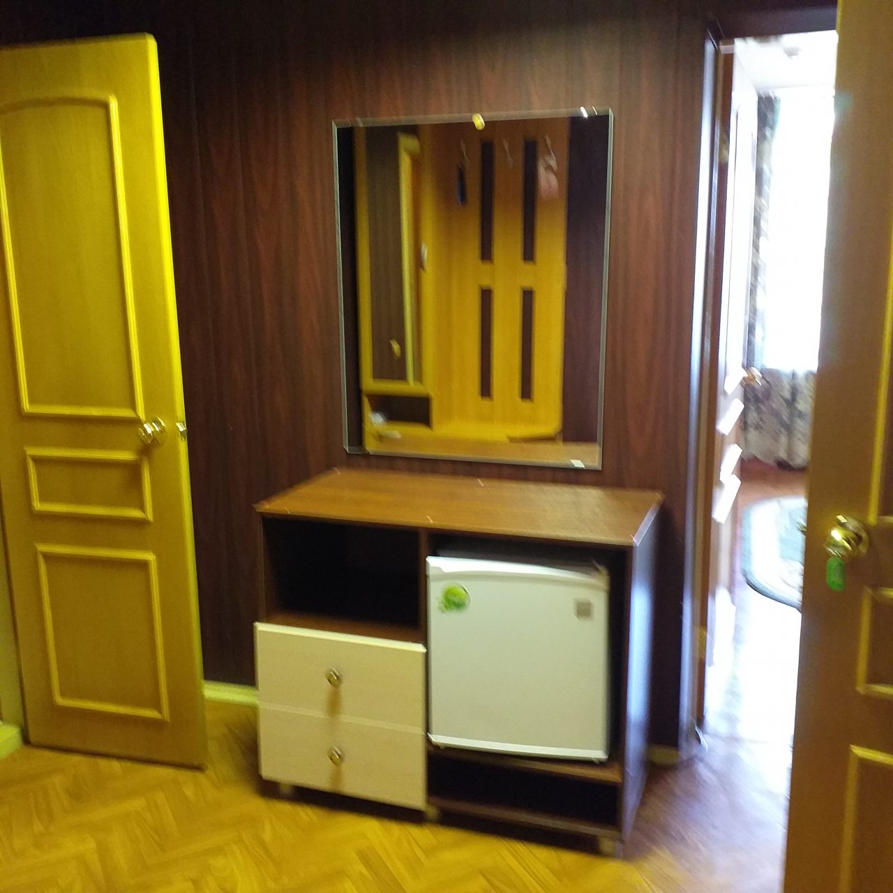 Люкс (Стандарт-Люкс 1 категории двухкомнатный двухместный 810), Гостиница Урал