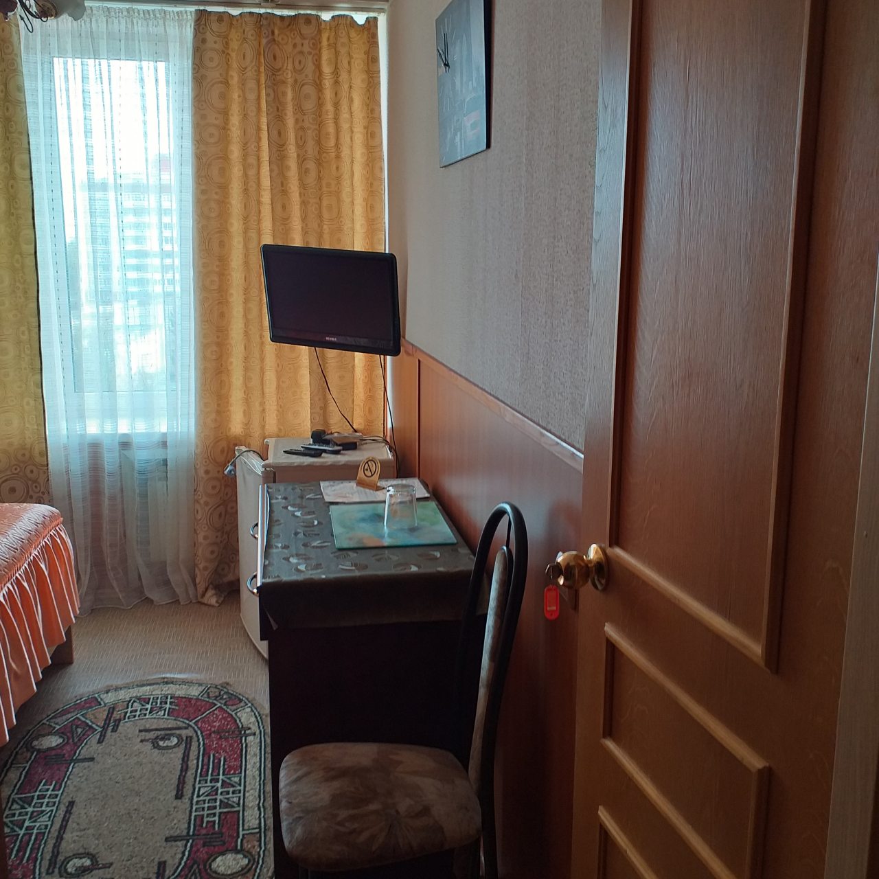 Одноместный (Стандарт 1 категории однокомнатный одноместный 717,817), Гостиница Урал