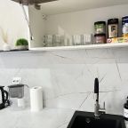 Возможность самостоятельного приготовления пищи, Апартаменты 4 местная у метро и ТЦ