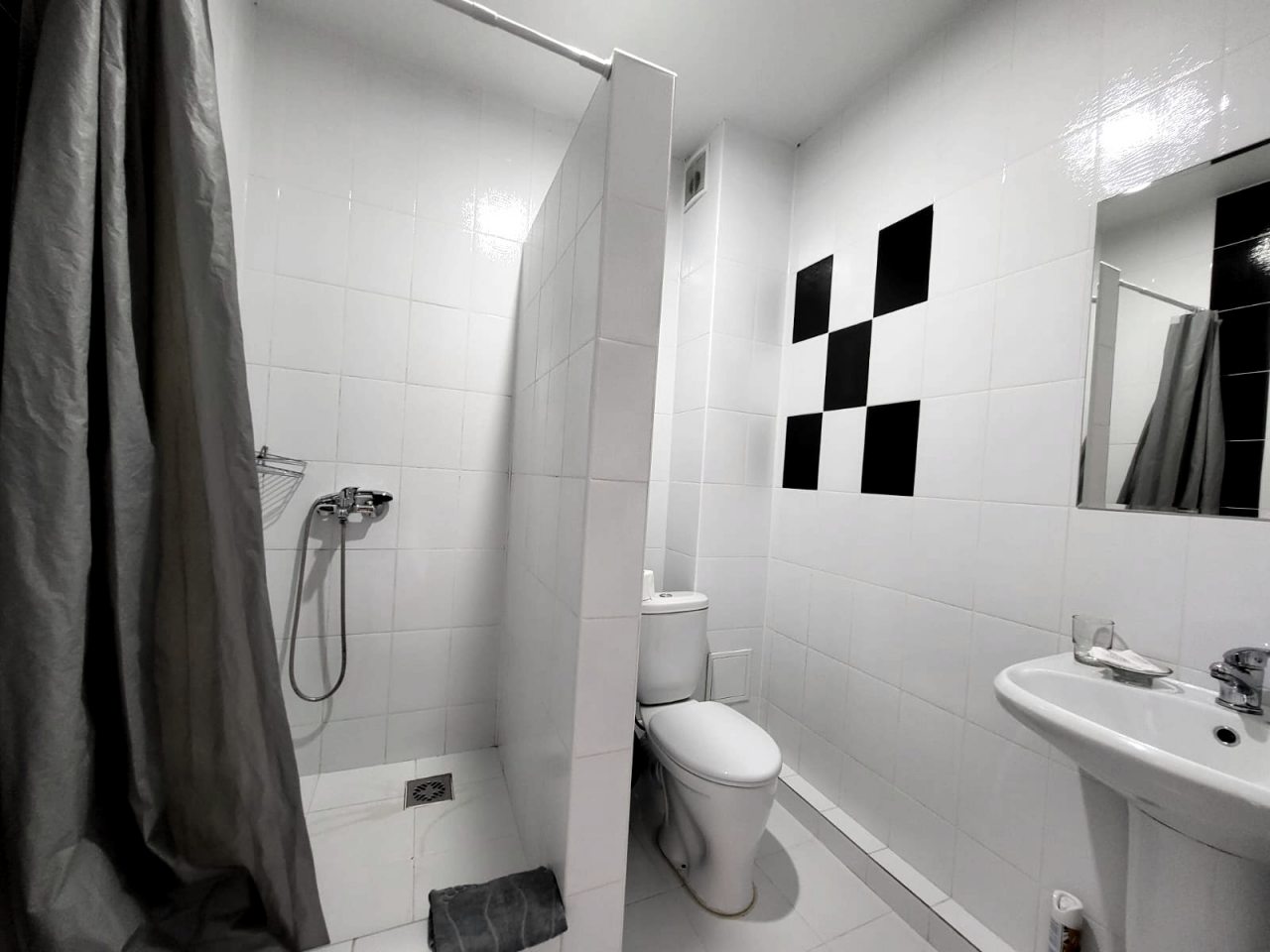 Трехместный (Номер у моря), Отель Grey House