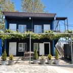 Трехместный (Номер у моря), Отель Grey House