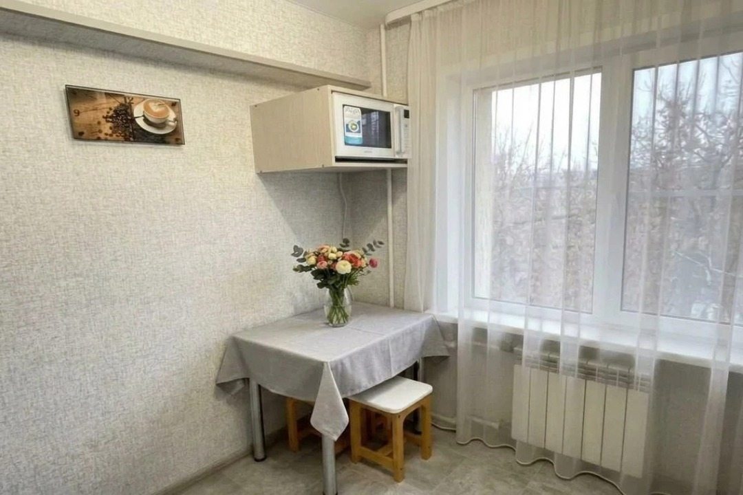 Квартира (Апартаменты 2-х комнатные эконом), Апартаменты Двухкомнатные эконом на Болотникова