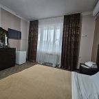 Трехместный (Стандартный номер с балконом), Гостевой дом Sea key Уют