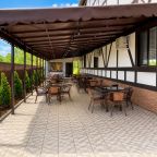 Терраса, Гостевой дом Holiday House