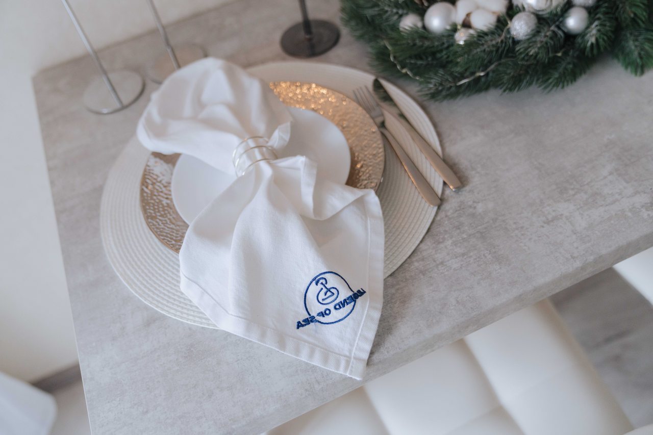 Трёхместный и более, Апартаменты Apart-Deluxe Легенды моря на Зоологической 9Б