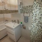 в наличие принадлежности для душа (индивидуальные)