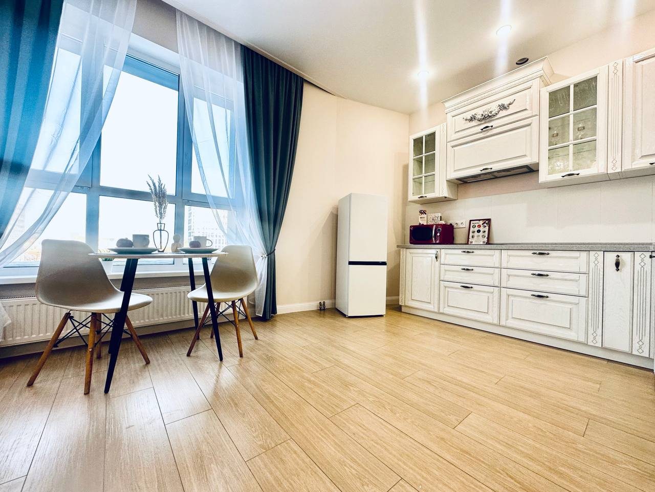 Менделеева 137/3