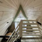 Коттедж (A-frame в сосновом лесу), Коттедж А-фрейм в сосновом лесу