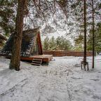 Коттедж (A-frame в сосновом лесу), Коттедж А-фрейм в сосновом лесу