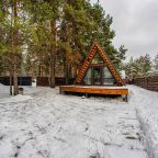Коттедж (A-frame в сосновом лесу), Коттедж А-фрейм в сосновом лесу