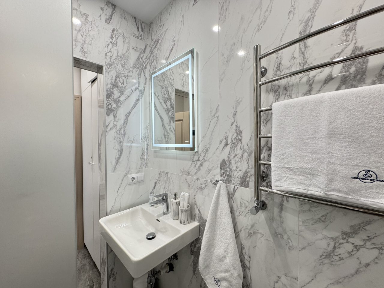 Апартаменты (Пионерский Прибрежная 21/1 116), Апартаменты Apart-deluxe Легенды Моря на Прибрежной 21/1