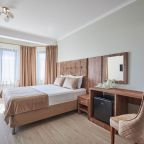 Трехместный (Делюкс), Гостевой дом Эмилия by Sun City Hotels