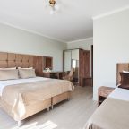Трехместный (Делюкс), Гостевой дом Эмилия by Sun City Hotels