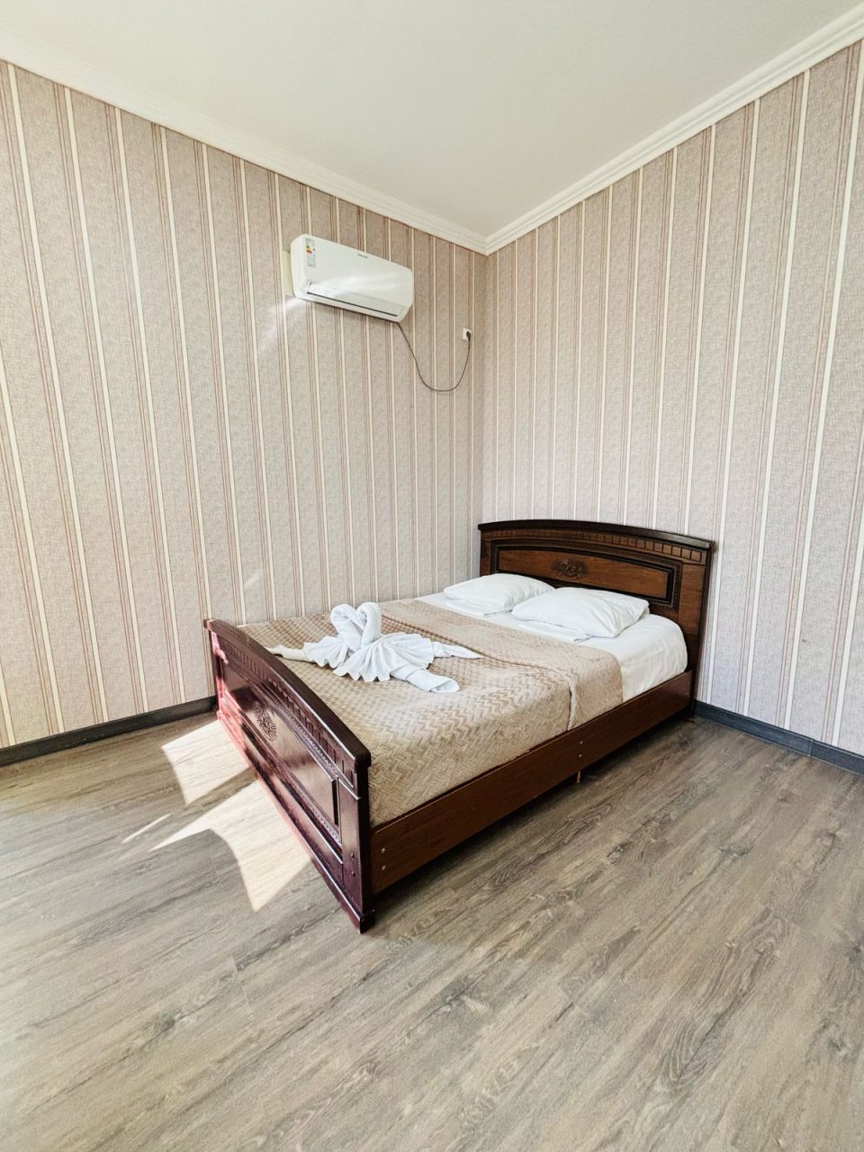 Студио (Номер 4х местный с мини-кухней и балконом), Гостевой дом Эдем