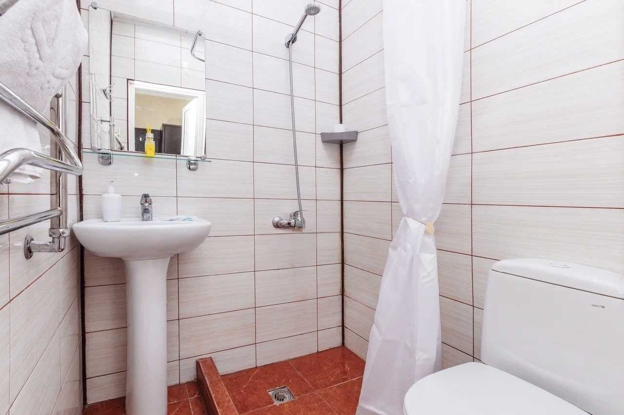 Трёхместный и более (Четырехместный стандарт (4)), Гостевой дом Лидер