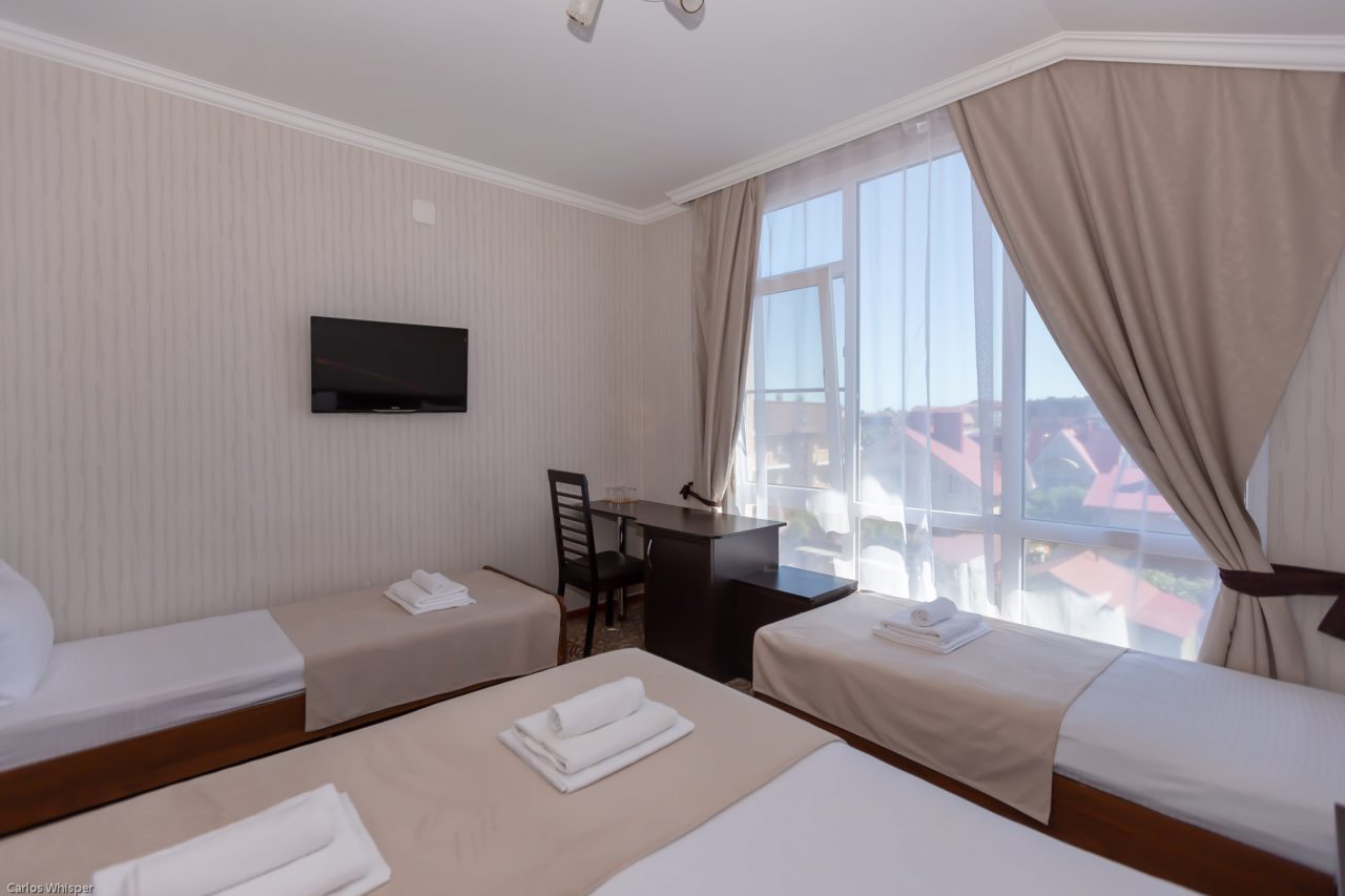 Трёхместный и более (Четырехместный стандарт (4)), Гостевой дом Лидер