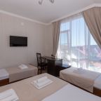 Трёхместный и более (Четырехместный стандарт (4)), Гостевой дом Лидер