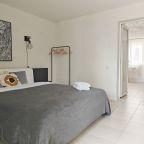 Апартаменты (Горчица), Гостевой дом Море Мур