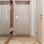 Зона прихожей