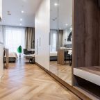 Зона прихожей