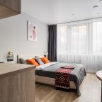 Двуспальная кровать