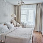 Квартира (Двухкомнатная по адресу: ул. 9 Января, д. 233/21), Апартаменты На улице 9 Января