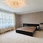Вилла (Ялтинская Вилла), Коттедж Ялтинская Вилла
