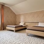 Вилла (Ялтинская Вилла), Коттедж Ялтинская Вилла