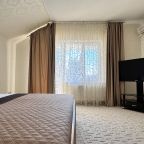 Вилла (Ялтинская Вилла), Коттедж Ялтинская Вилла