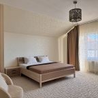 Вилла (Ялтинская Вилла), Коттедж Ялтинская Вилла