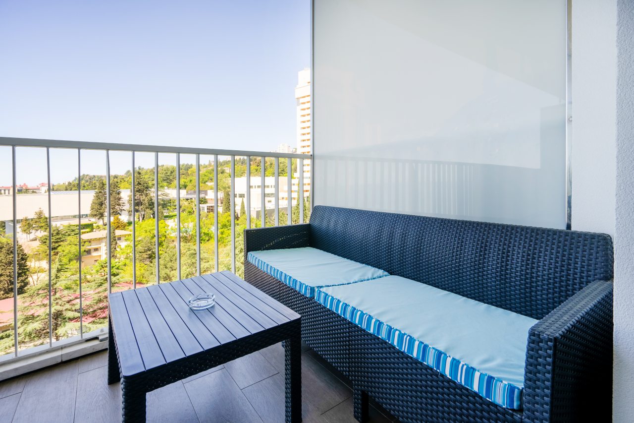 Люкс (Двухкомнатный на 8 этаже с видом на море (кровать+диван)), Видовой апарт-отель жк актер гэлакси