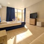 Семейный (Премьер семейный), Гостевой дом Маре Инфинити