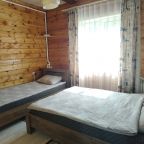 Спальня №2: 3-х местная  на 1 этаже в коттедже №2