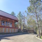 Парковка во дворе размещение до 10 машин, База отдыха Усадьба Дыхание природы