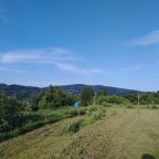 Трава у пляжа покошена даже до «особых» мест)