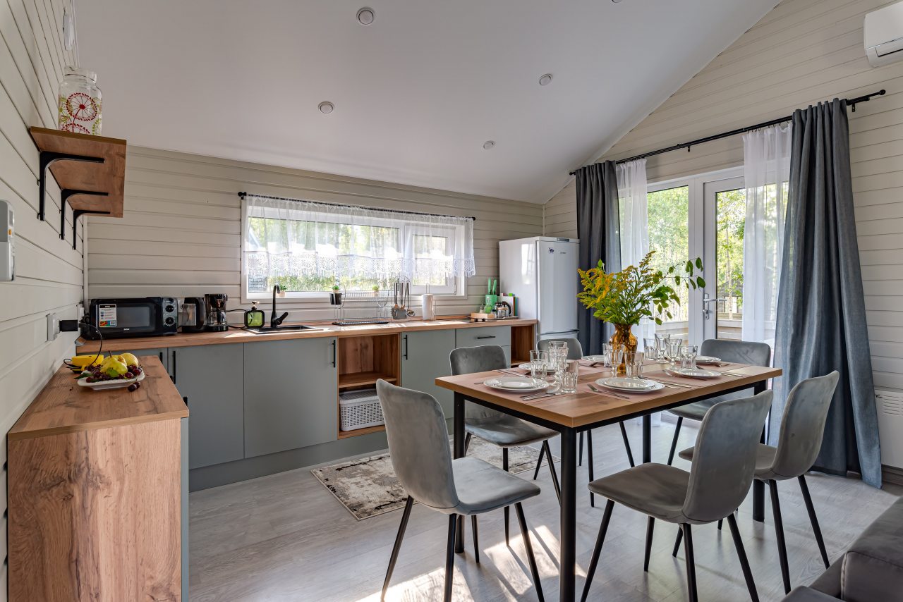 Коттедж (Альпийский), База отдыха FlatPoint