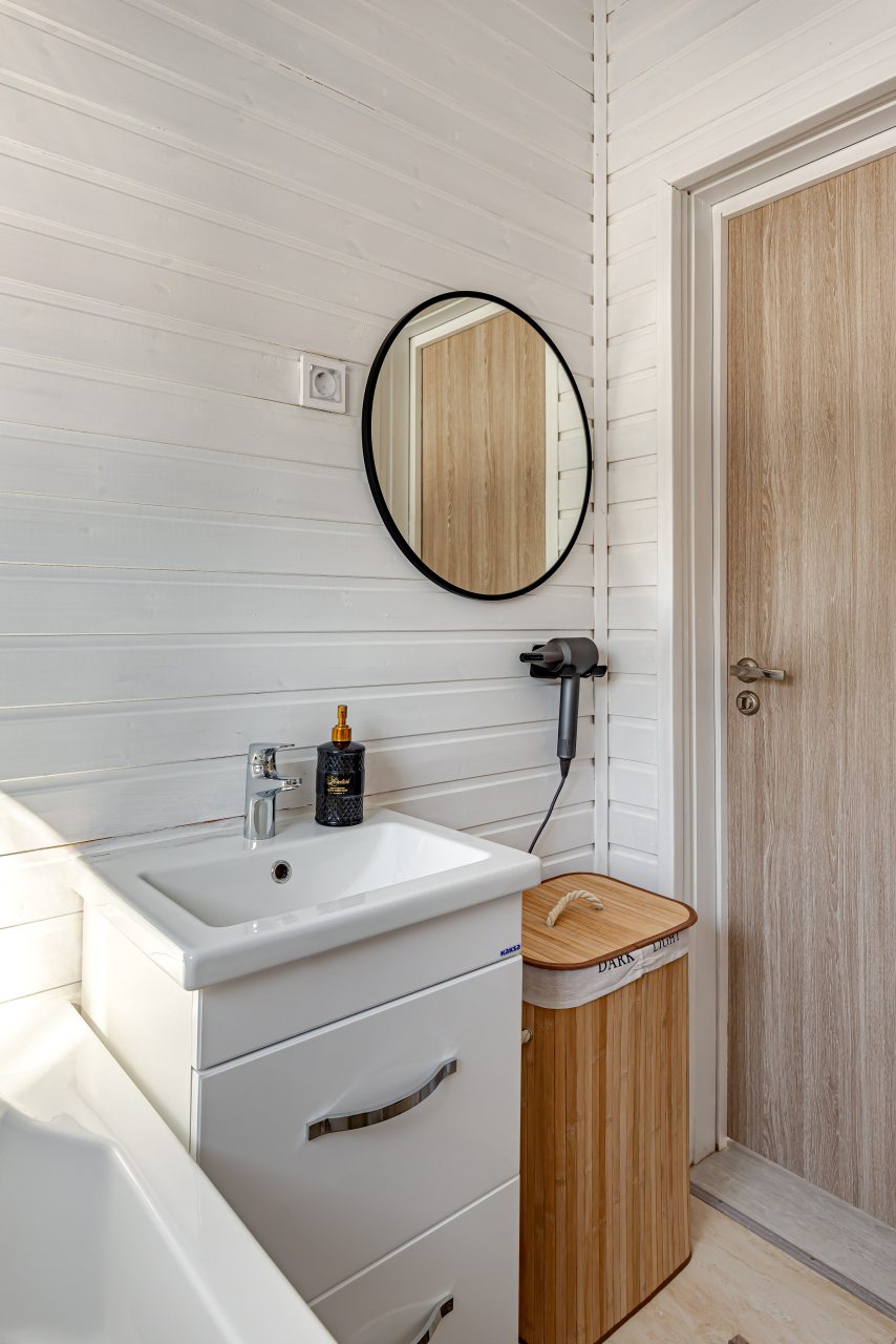 Коттедж (Соломенный), База отдыха FlatPoint