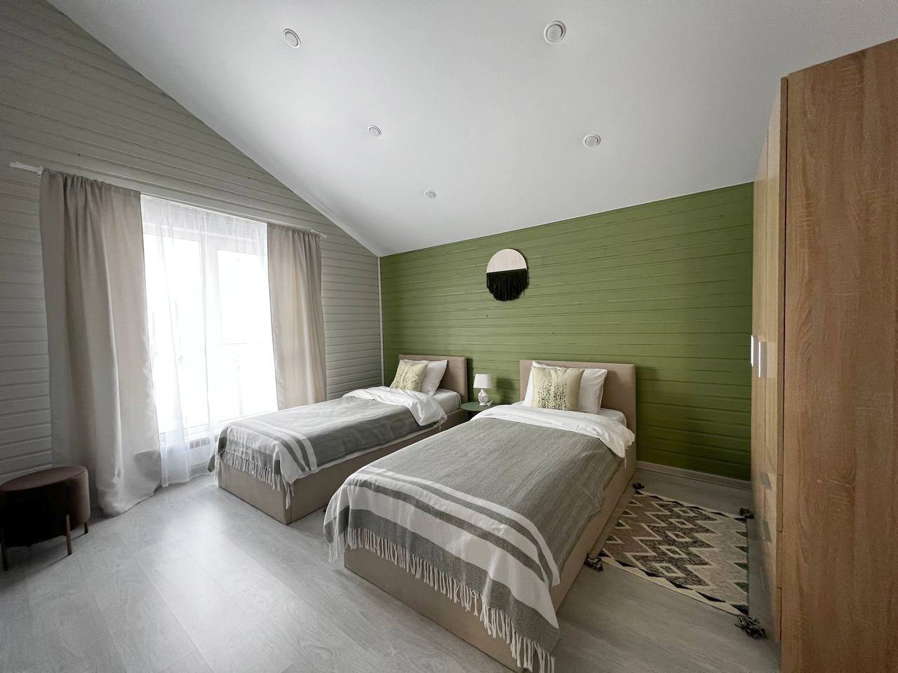 Коттедж (Кедровый), База отдыха FlatPoint