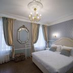 Люкс (Люкс "Комната купца Сироткина"), Бутик-Отель Усадьба Е.Ермолаевой