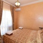 Четырехместный (Люкс двухкомнатный), Отель Жаклин