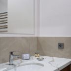 Сьюит (Джуниор сюит с тремя раздельными кроватями), Отель Премиот