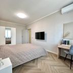 От предыдущих суток, согласно тарифу, Апартаменты Евродвушка категории Комфорт+