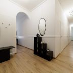 Апартаменты (Апартаменты 5 спален у Эрмитажа), Апартаменты У Эрмитажа