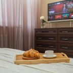 Люкс (Апартаменты Атмосфера - Люкс с Wi-Fi 5G,  Smart-TV и кондиционером.), Апартаменты Атмосфера - на Стаханова 59