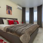 Жильё полностью ваше, Апартаменты Атмосфера на Хренникова 8