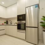 Люкс (АПАРТАМЕНТЫ «АТМОСФЕРА» | ГРАНАТОВЫЙ СЛЕД — ПАНОРАМА НА 22 ЭТАЖЕ), Апартаменты Атмосфера на Хренникова 8