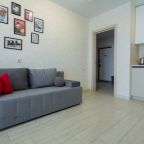 Люкс (АПАРТАМЕНТЫ «АТМОСФЕРА» | ГРАНАТОВЫЙ СЛЕД — ПАНОРАМА НА 22 ЭТАЖЕ), Апартаменты Атмосфера на Хренникова 8